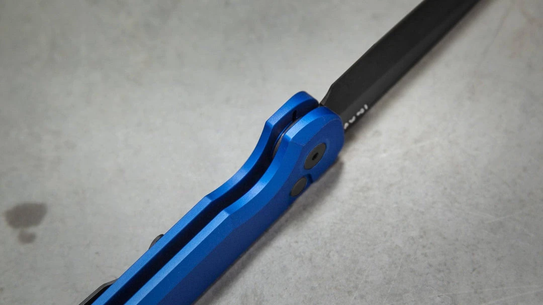 Arcform Blue ARC-071 Slimfoot Black Blade Auto Knife 3.1" 154CM (USA) 2 Arcform Blue ARC-071 Slimfoot Black Blade Auto Knife 3.1" 154CM (USA)