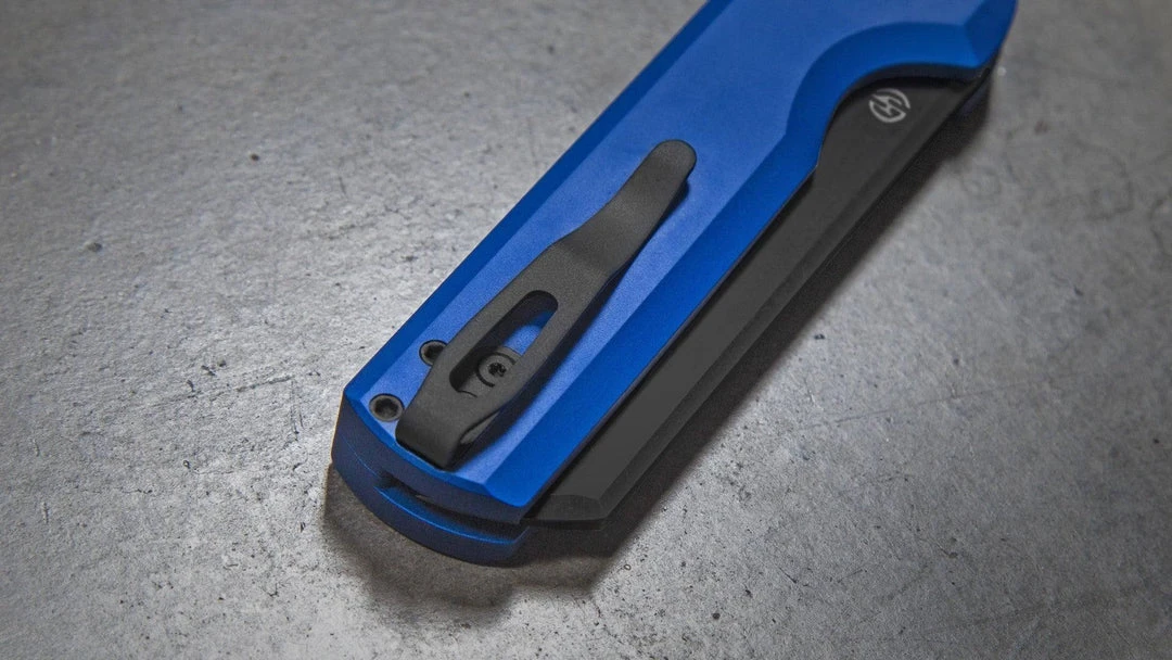 Arcform Blue ARC-071 Slimfoot Black Blade Auto Knife 3.1" 154CM (USA) 3 Arcform Blue ARC-071 Slimfoot Black Blade Auto Knife 3.1" 154CM (USA)