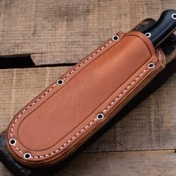 BARK RIVER KNIVES Bark River Gunny CPM 3V Dark Curly Maple, Red Liners, Mosaic Pins