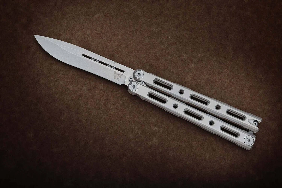Benchmade 85 Billet Ti Balisong Butterfly 4.4" CPM-S30V 5 Benchmade 85 Billet Ti Balisong Butterfly 4.4" CPM-S30V
