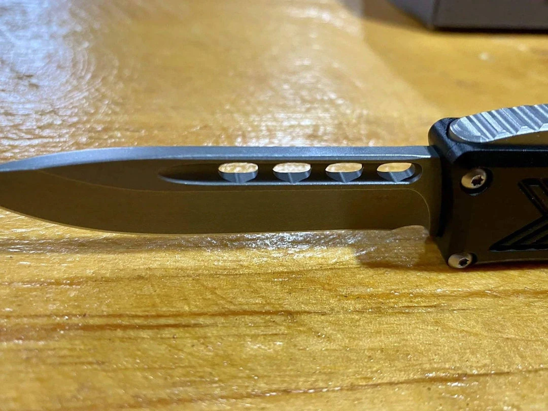 Guardian Tactical GTX-025 OTF Auto Knife (2.5" Stonewash) 12-3511 2 Guardian Tactical GTX-025 OTF Auto Knife (2.5" Stonewash) 12-3511