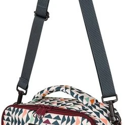 KAVU Lunch Box Insulated Padded Leak Proof Crossbody Meal Pack Hats & Accessories