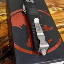 Microtech Troodon D/E OTF Automatic Knife (3" Apocalyptic) 138-10AP 7 Microtech Troodon D/E OTF Automatic Knife (3