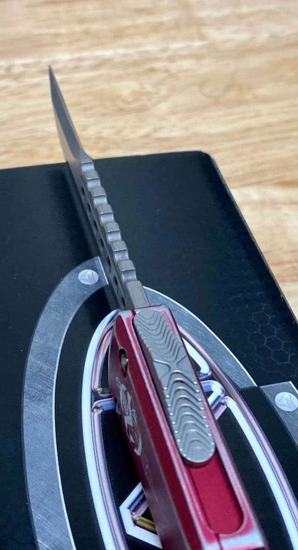 All Knife Brands Microtech Ultratech Hellhound Signature 119-10 - Distressed Red Knife 5 All Knife Brands Microtech Ultratech Hellhound Signature 119-10 - Distressed Red Knife