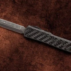 All Knife Brands Microtech UTX-70 D/E - Carbon Fiber - Damascus Blade 147-16CFS 9 All Knife Brands Microtech UTX-70 D/E - Carbon Fiber - Damascus Blade 147-16CFS
