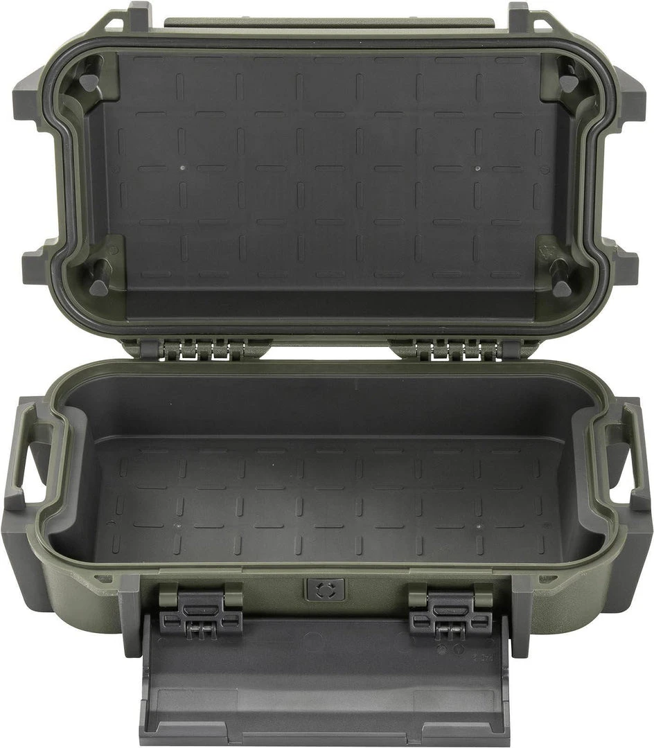 Pelican R40 Personal Utility Ruck Case Pelican Coolers 4 Pelican R40 Personal Utility Ruck Case Pelican Coolers