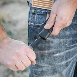 TOPS KNIVES TOPS Ferret Neck Knife